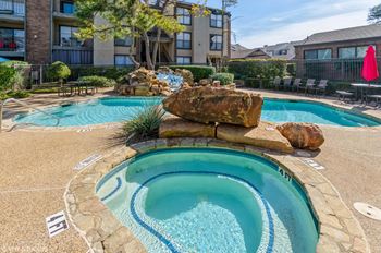 Outdoor jacuzzi